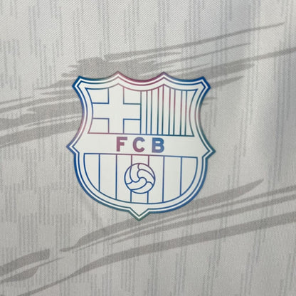 Barcelona White Chrome Kit