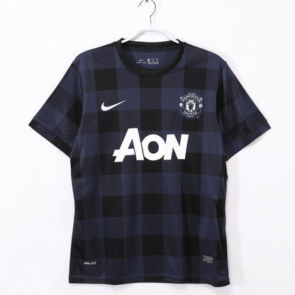 2013-14 Manchester United Retro Away Kit