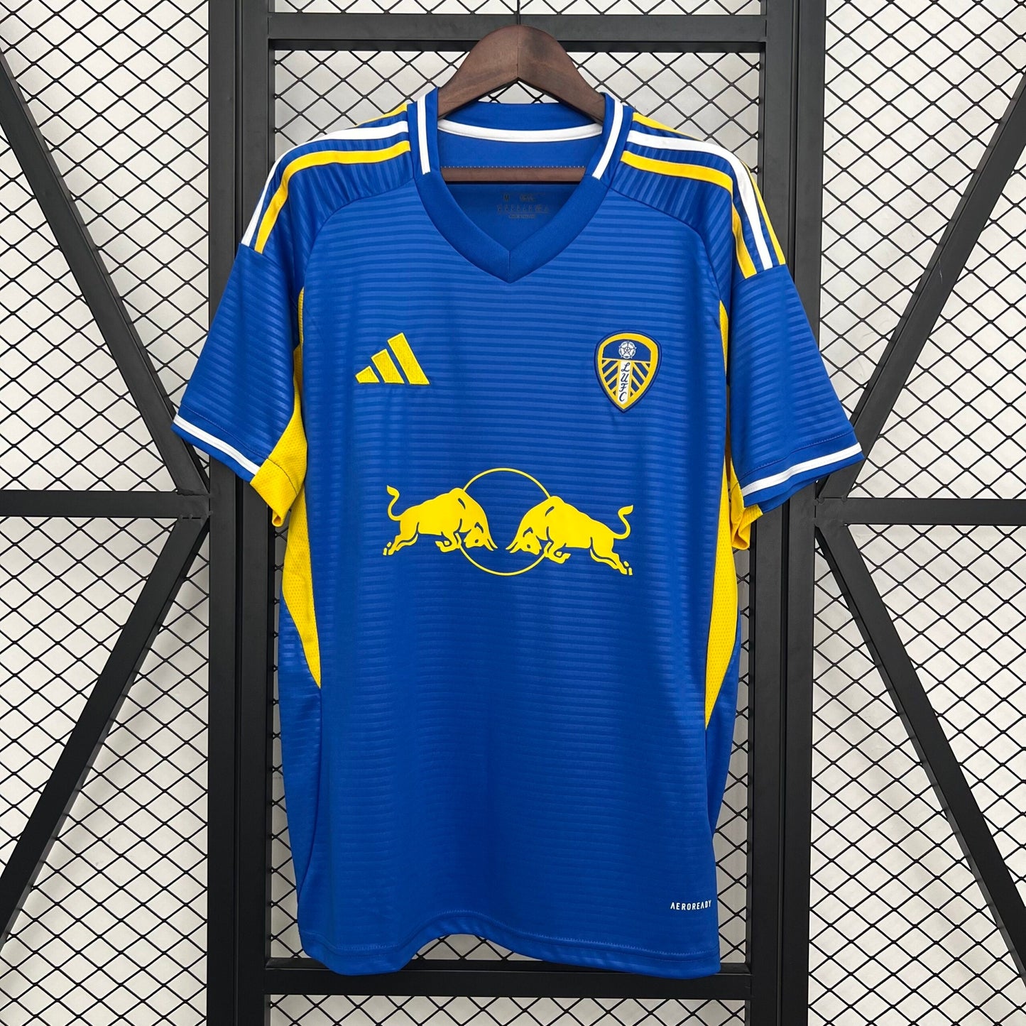 Leeds United 2025/26 Kit Away Kit
